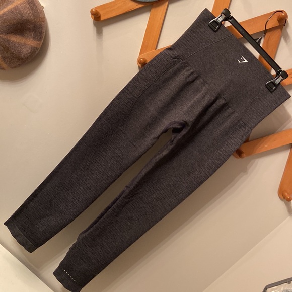 Gymshark Leggings Like New - Picture 6 of 6